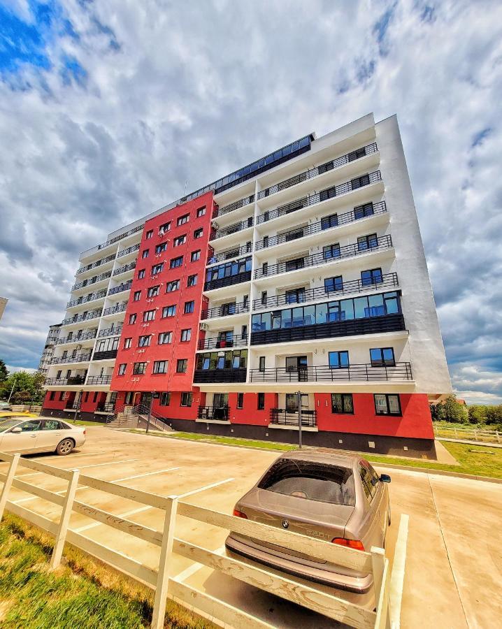 Delux Suite Bacau Ngoại thất bức ảnh