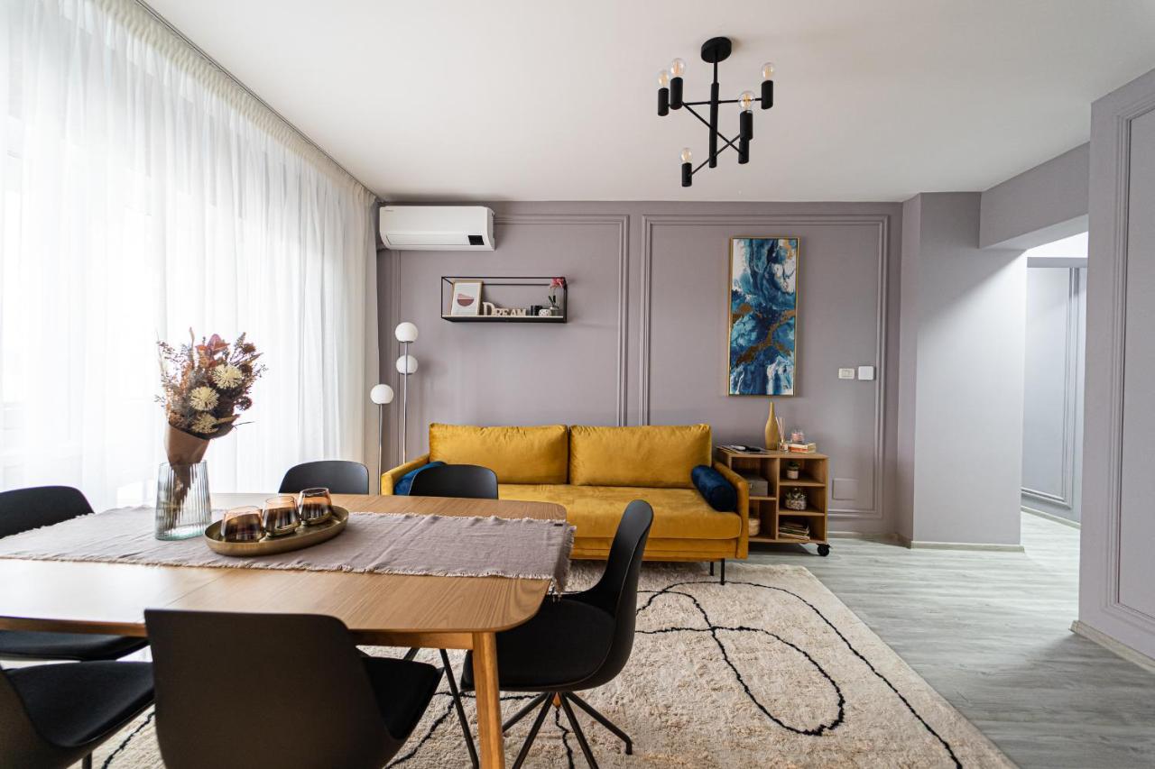 Delux Suite Bacau Ngoại thất bức ảnh